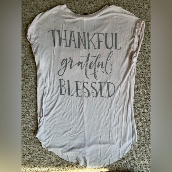 thankful, grateful, blessed tee - Picture 4 of 4